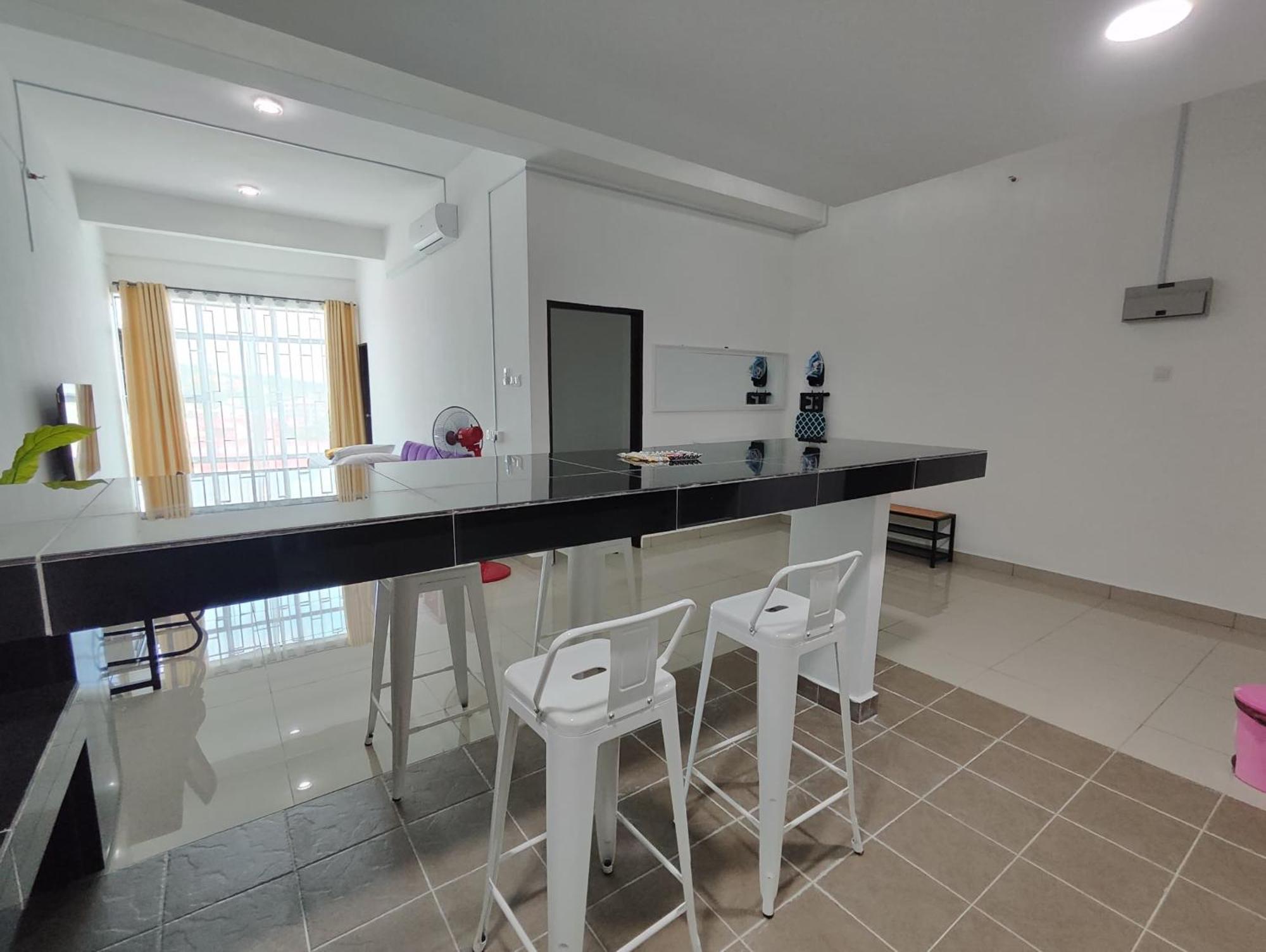 Homestay Studio Apartment Bentara Suite, Kompleks Mutiara Гуа-Мусанг Экстерьер фото