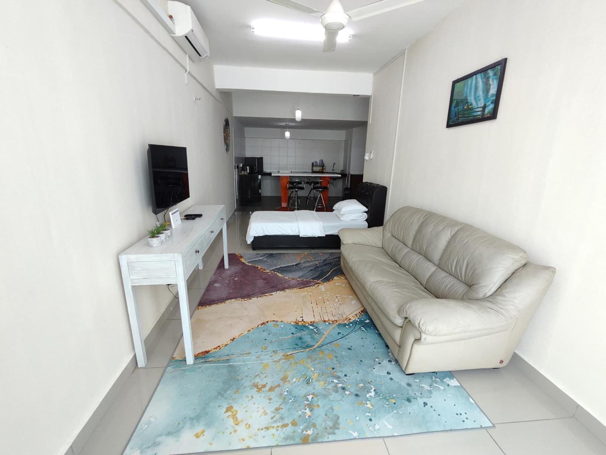 Homestay Studio Apartment Bentara Suite, Kompleks Mutiara Гуа-Мусанг Экстерьер фото